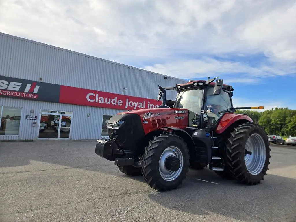 2023 Case IH MAGNUM 240