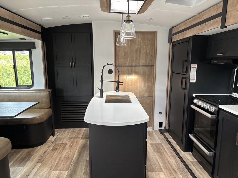 2023 Keystone Rv Outback 340bh alt