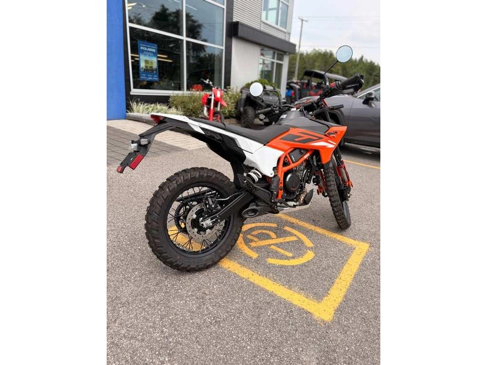 Ktm 390 Enduro R 2026 alt