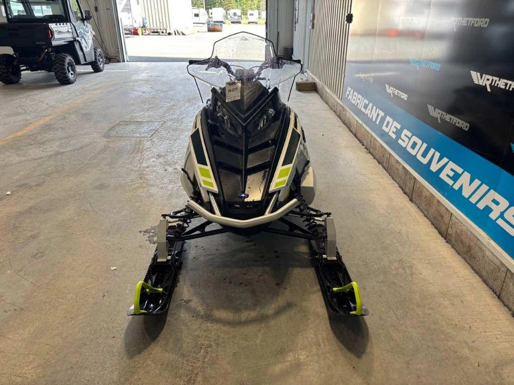 Polaris 550 Voyageur 144 2025 alt