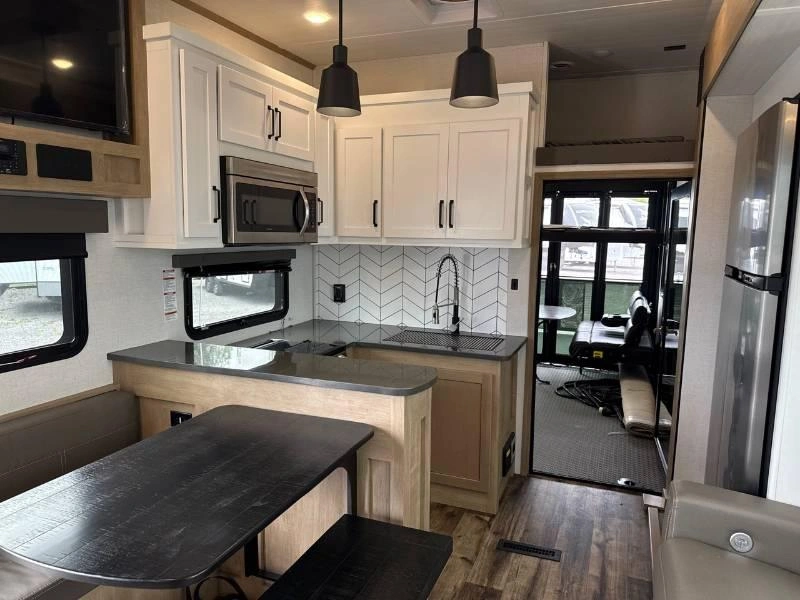 Keystone Rv Raptor 362 2023 alt