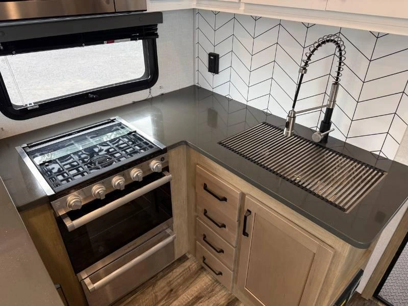 Keystone Rv Raptor 362 2023 alt