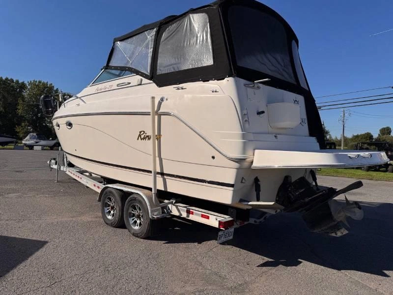 Rinker Boat Co Fiesta Vee 270 2003 alt