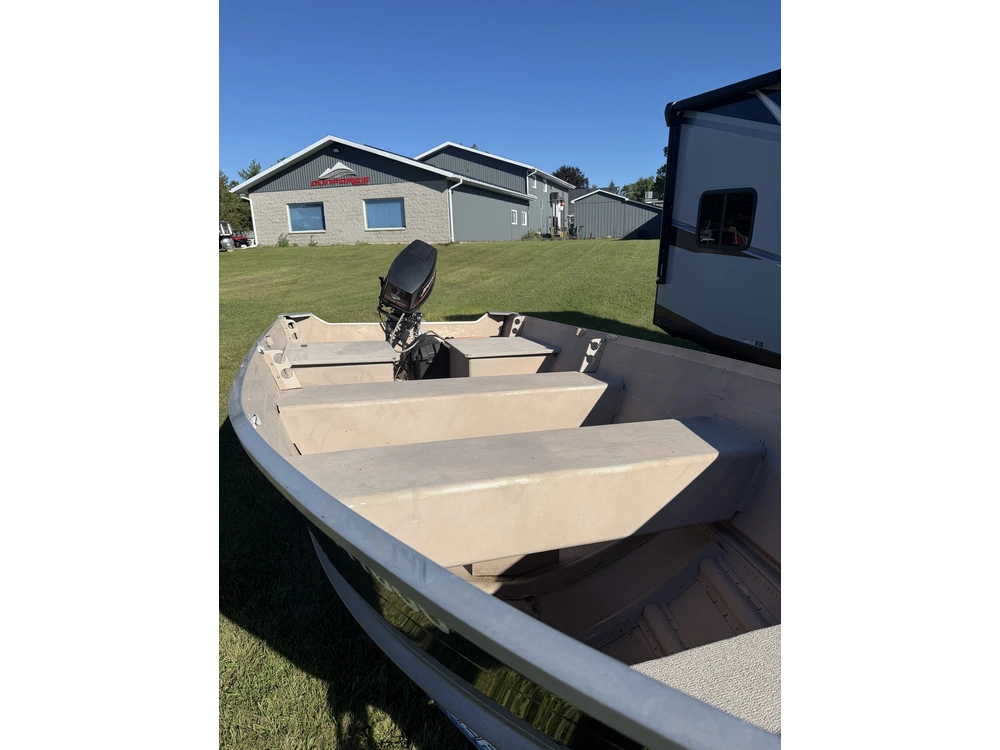 2009 Legend Boats 14 Widebody alt
