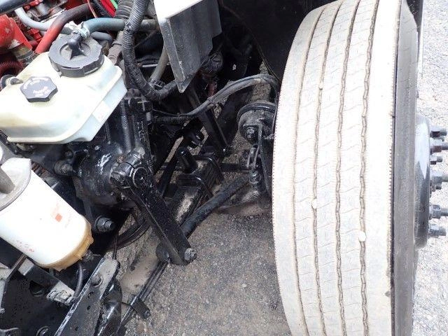 Freightliner M2106 2010