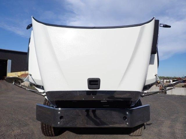 Freightliner 114sd 2013