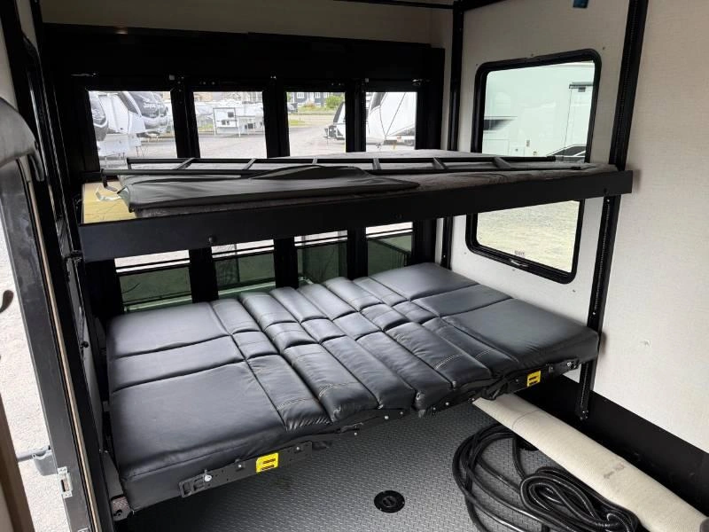 Keystone Rv Raptor 362 2023 alt