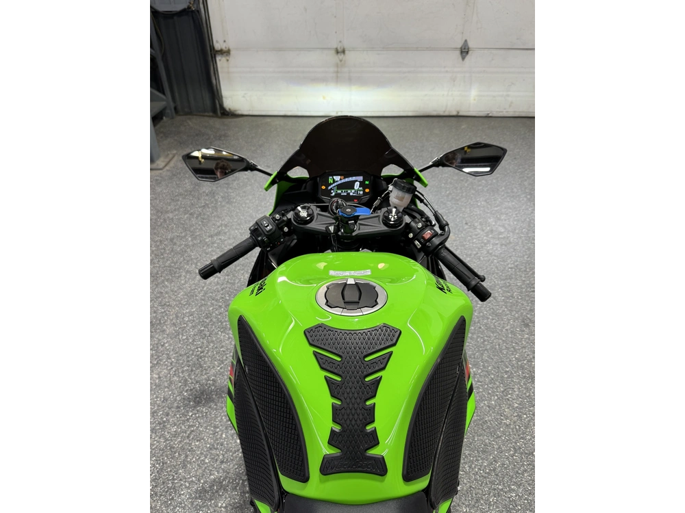 Kawasaki Zx6r 2024 alt