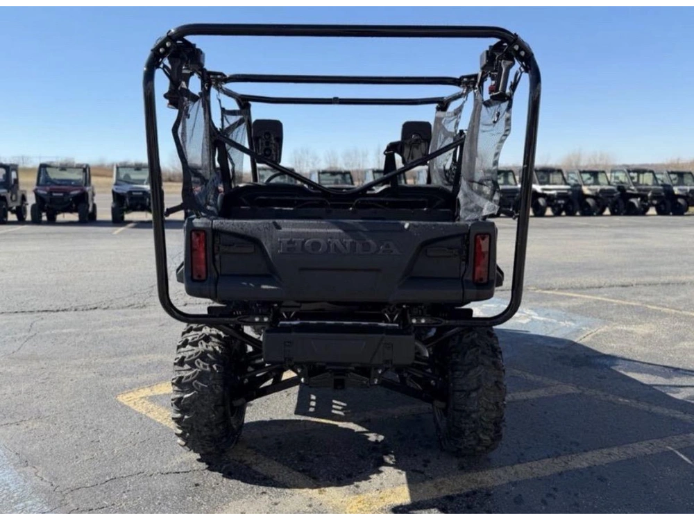 2025 Honda Pioneer 1000-5 Deluxe