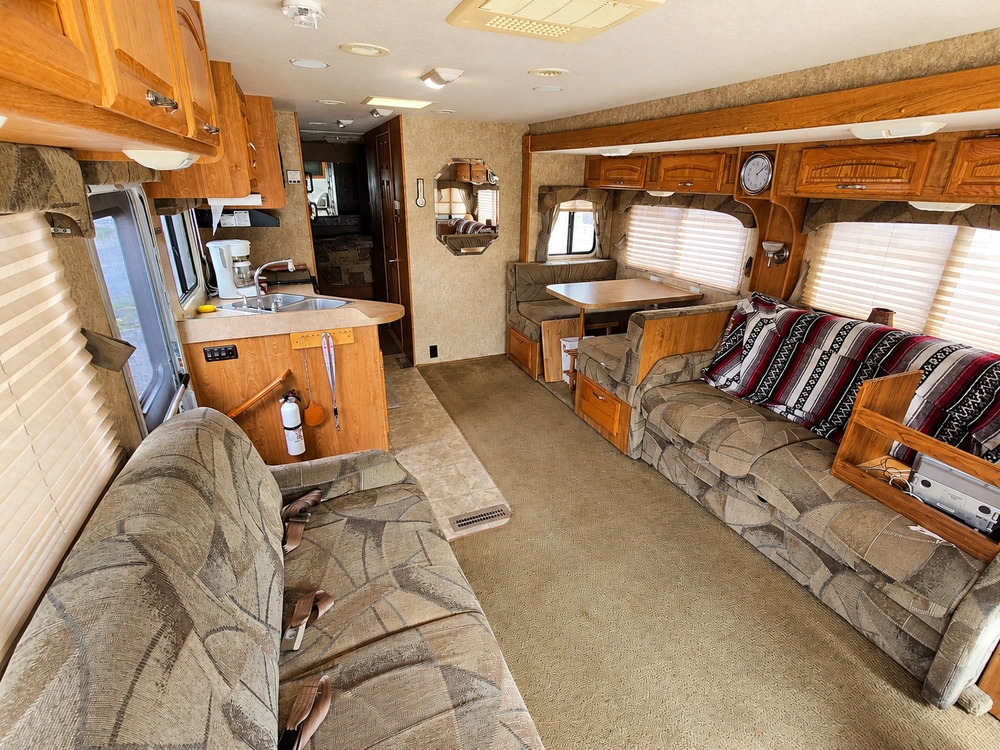2006 Georgie Boy Pursuit alt