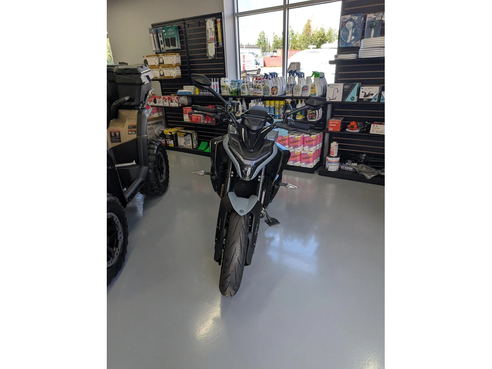 Cfmoto 675nk 2026 alt