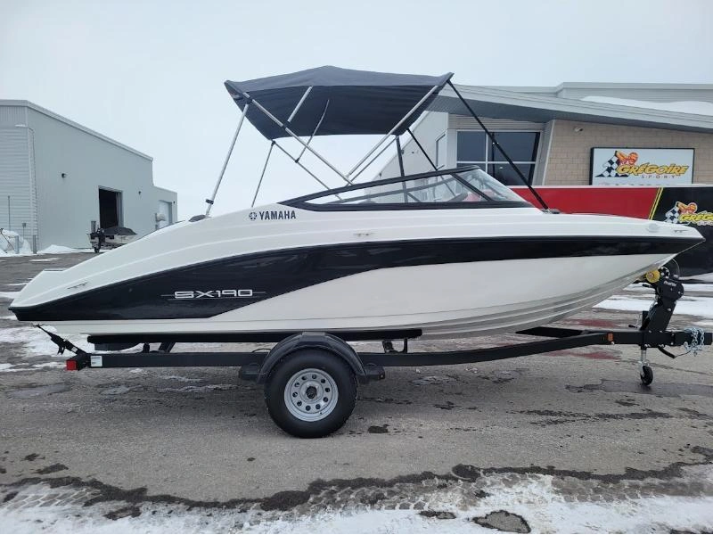 2025 Yamaha Sx190 2025 Noir alt