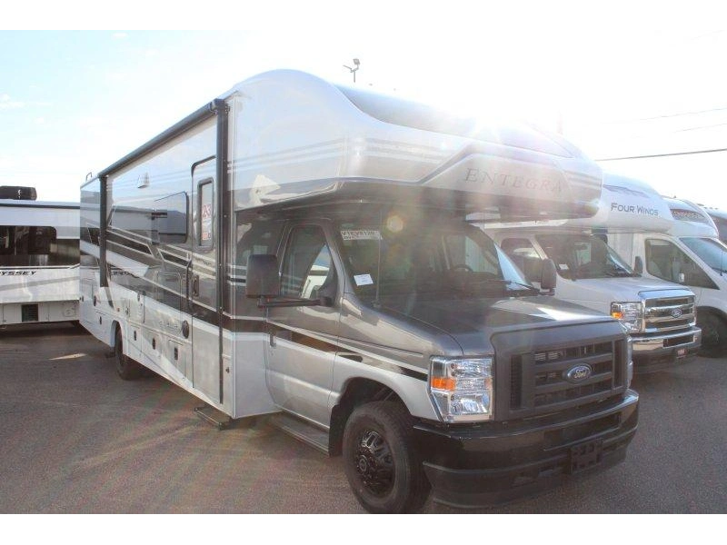Entegra Coach Odyssey 29v 2027 alt