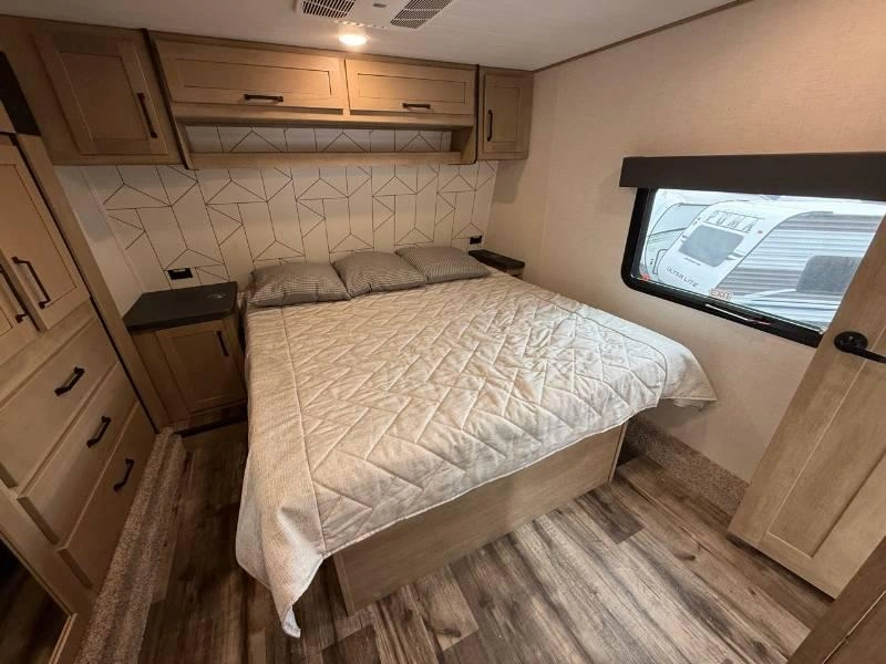 Keystone Rv Raptor 362 2023 alt