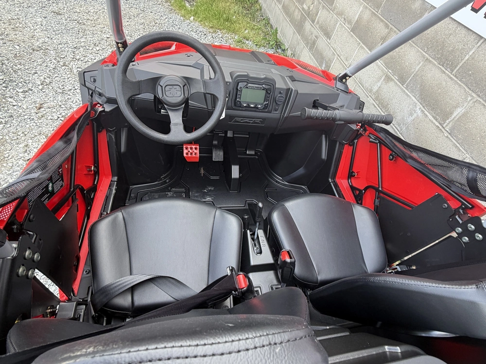 2026 Polaris Rzr 200 Efi Indy Red alt