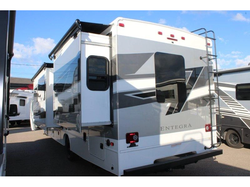 2027 Entegra Coach Odyssey 29v alt