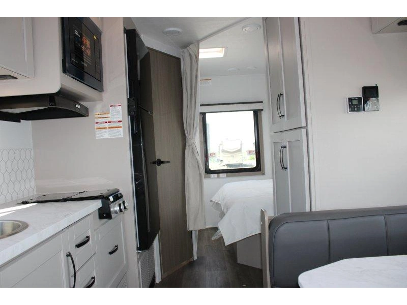 Jayco Redhawk 22cf 2027 alt