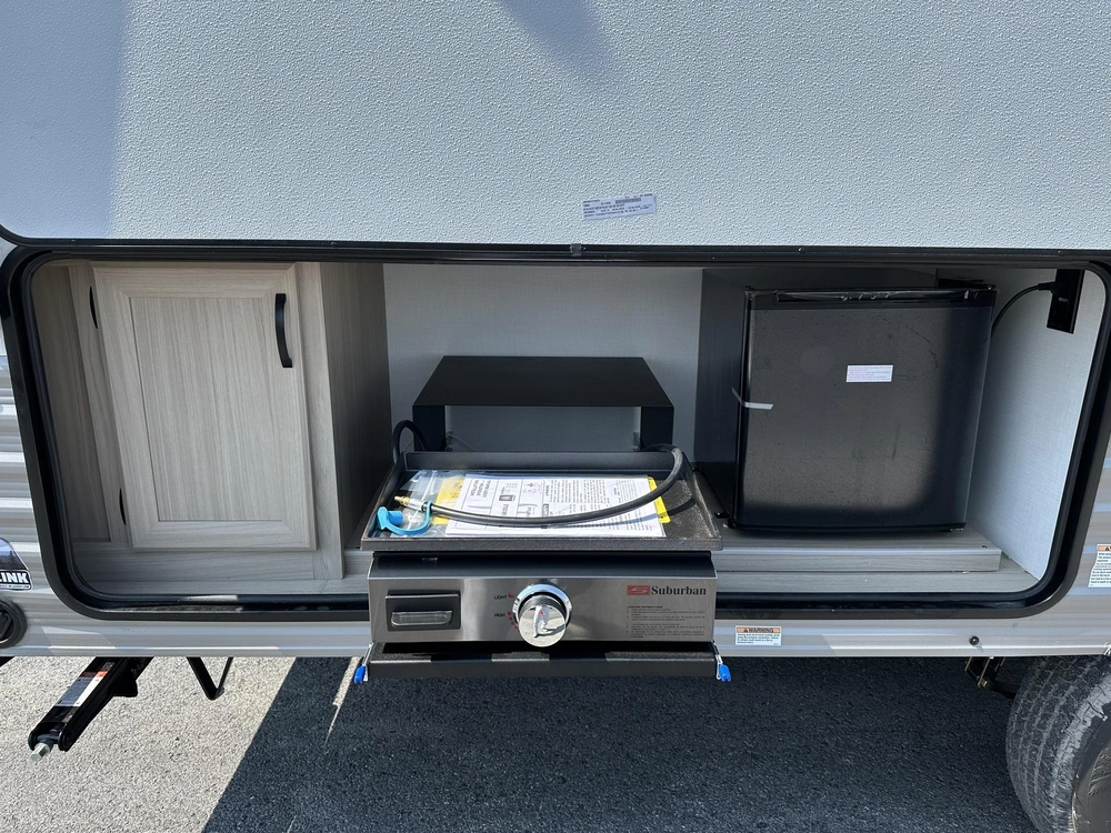 Coachmen Clipper 18bh 2027 alt