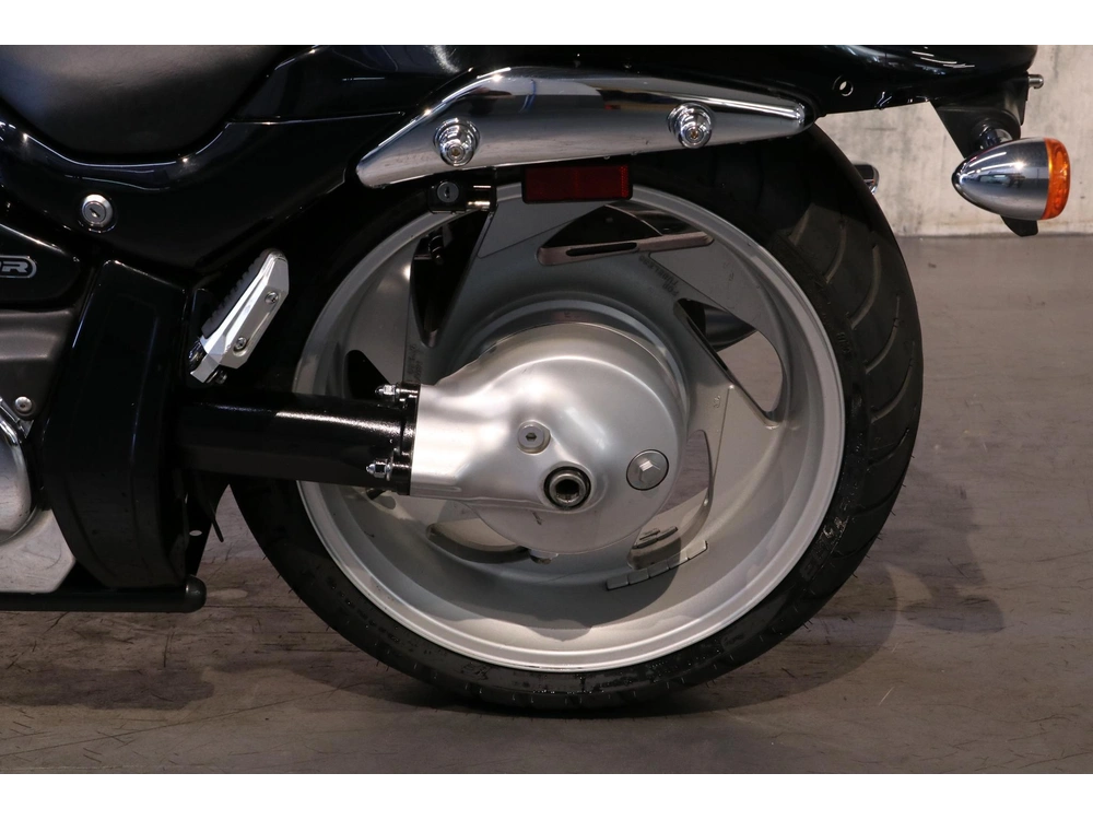 2009 Suzuki Boulevard M109r alt