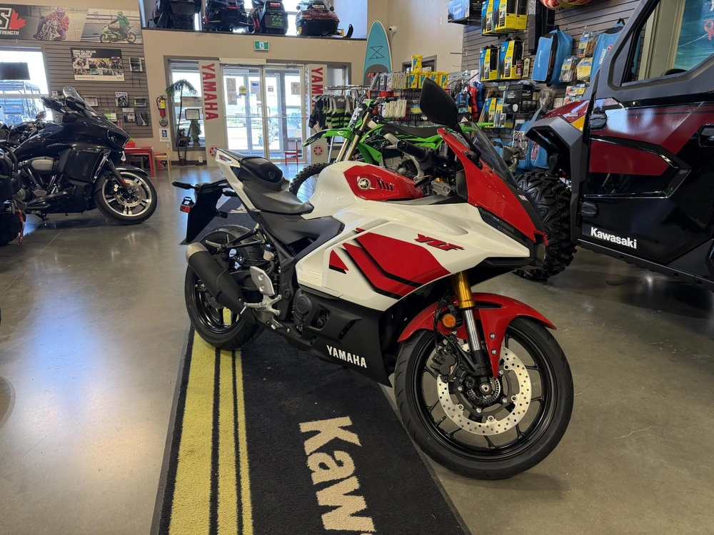 2026 Yamaha Yzf-r3 70th Anniversary