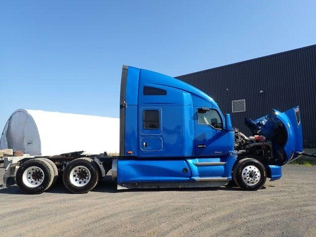 Kenworth T680 2021