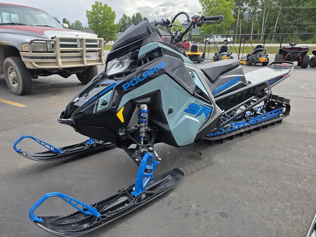 2026 Polaris 9R RMK PRO