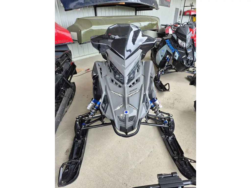 2025 Polaris PATRIOT BOOST INDY VR1 137 - GREY/BLACK 