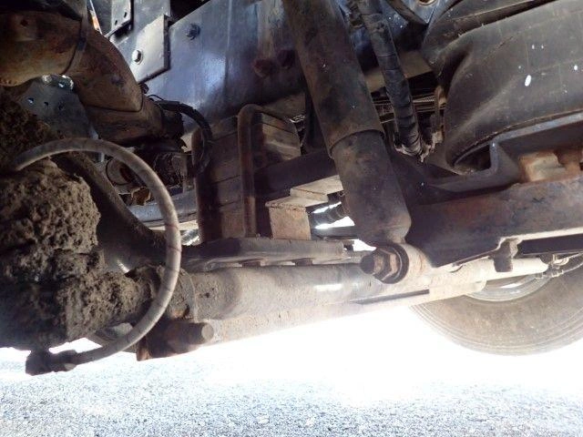 Peterbilt 567 2024