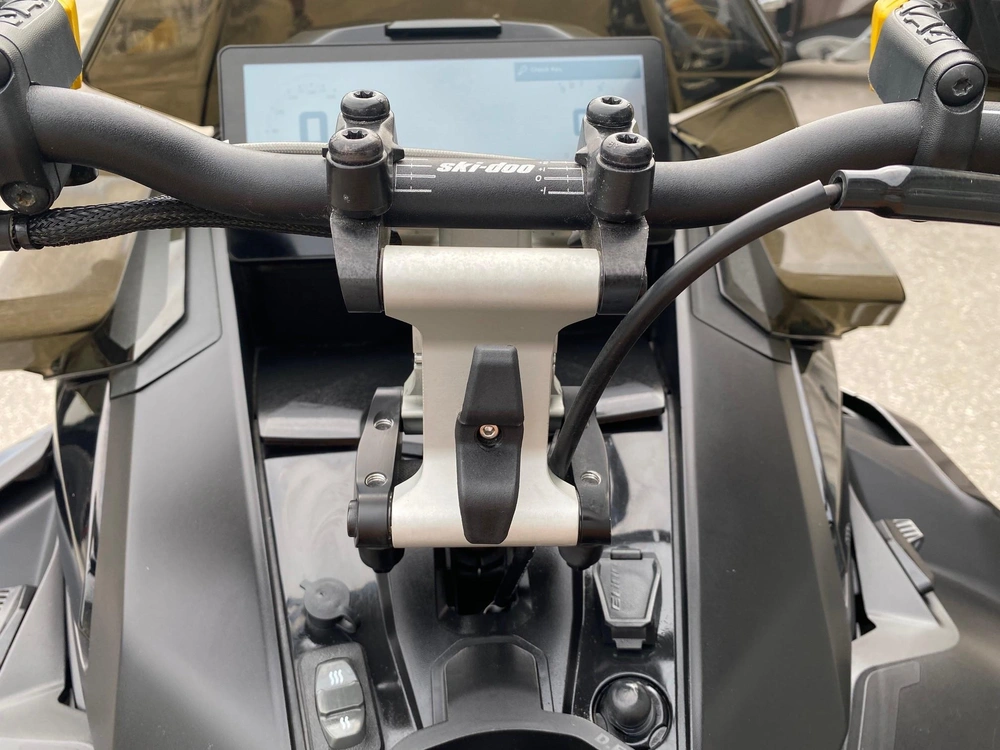2026 Ski-doo Renegade X 900 Turbo R alt