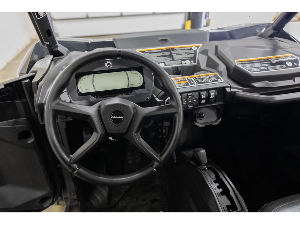 2026 Can-am Commander 1000 Xt 6gtd alt
