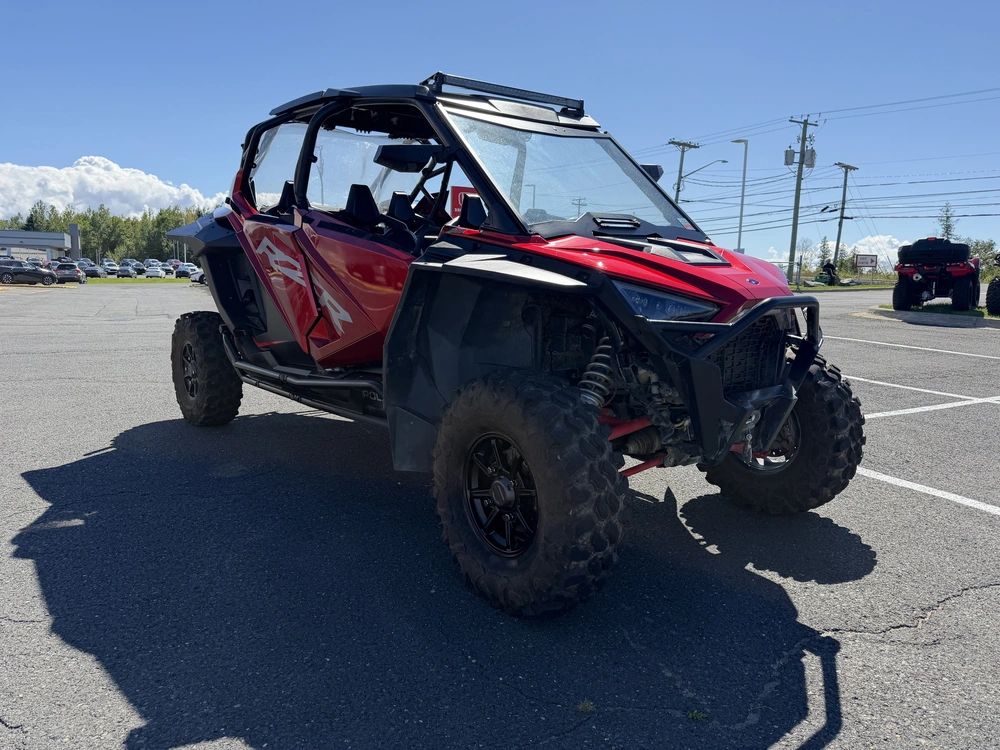 Polaris Rzr Pro Xp 4 Premium 2022 alt