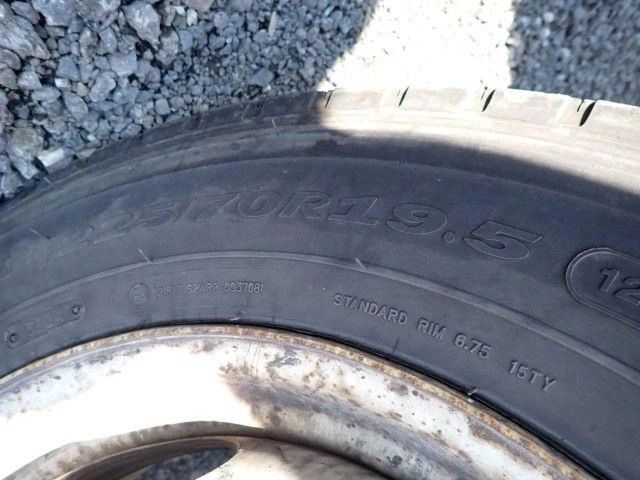 Isuzu Npr 2023