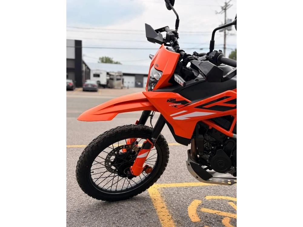 Ktm 390 Enduro R 2026 alt