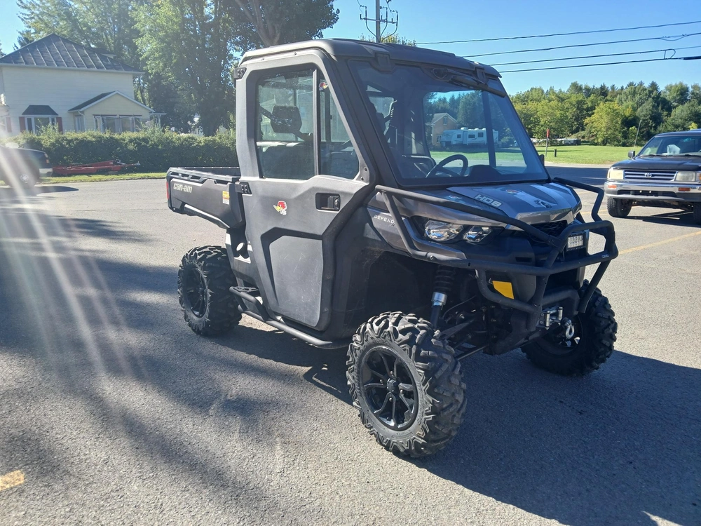 Can-am Def Xt Cab Hd8 2018 alt