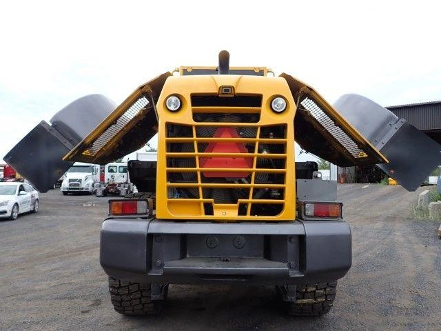 Komatsu Wa270-8 2020