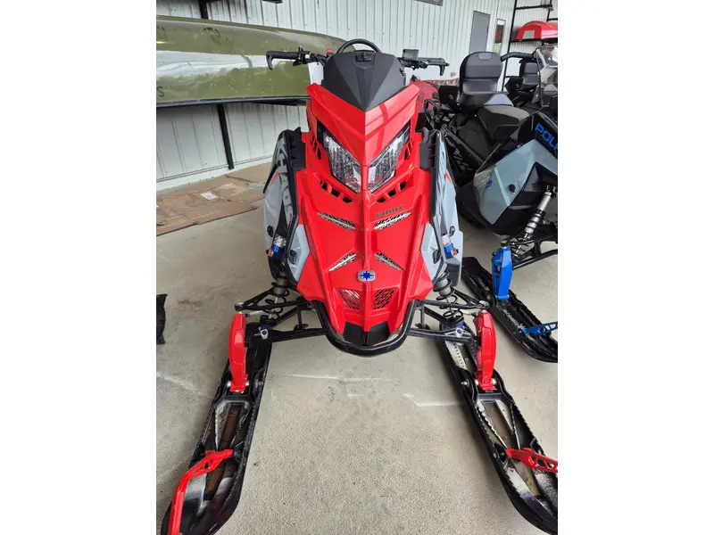 2025 Polaris 850 RMK KHAOS 146
