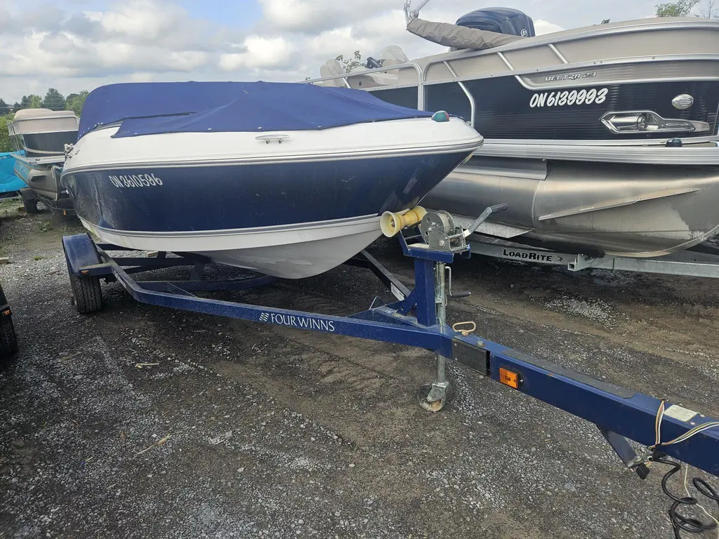 2011 Four Winns Horizon 180