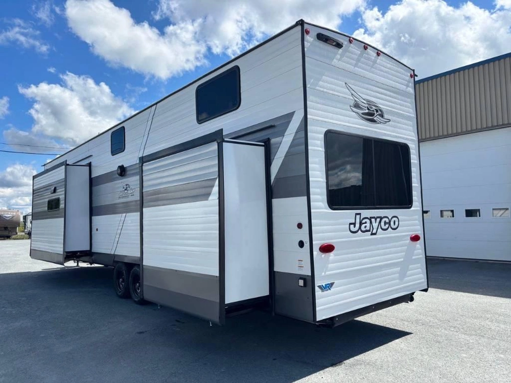 Jayco Jay Flight Bungalow 401loft 2027 alt