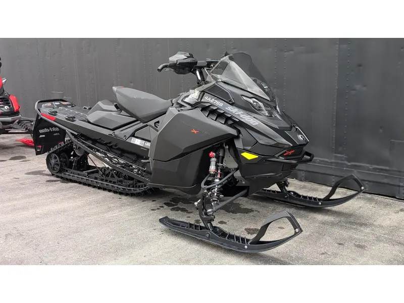 Ski-Doo Backcountry XRS 146 850 E-TEC® 2024