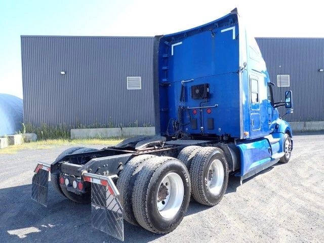 Kenworth T680 2021