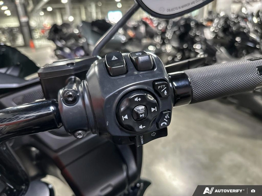 2025 Harley-davidson Road Glide alt