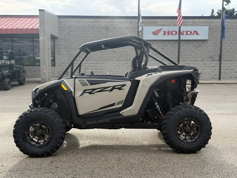 2026 Polaris Rzr Xp 1000 Ultimate alt