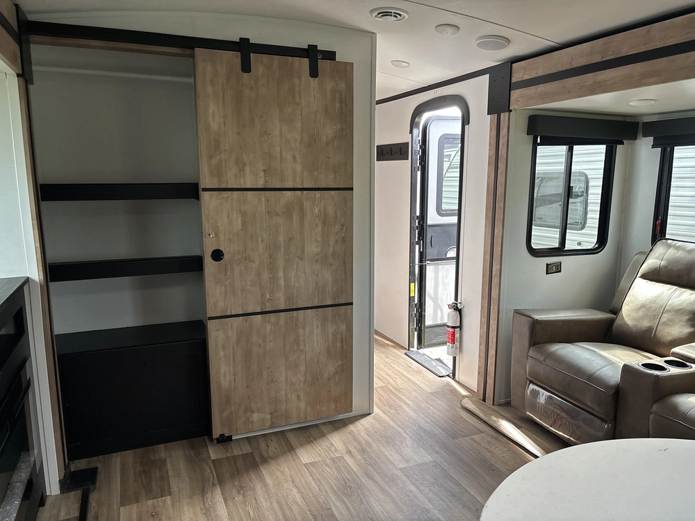 2023 Keystone Rv Outback 340bh alt