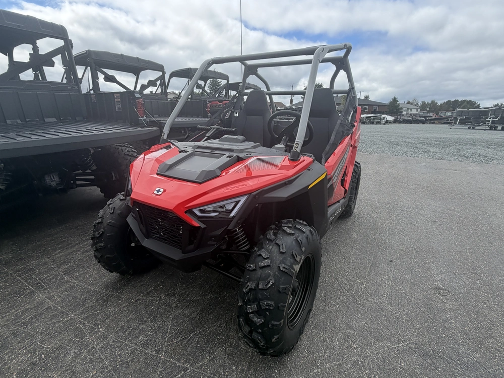 2026 Polaris Rzr 200 Efi Indy Red alt