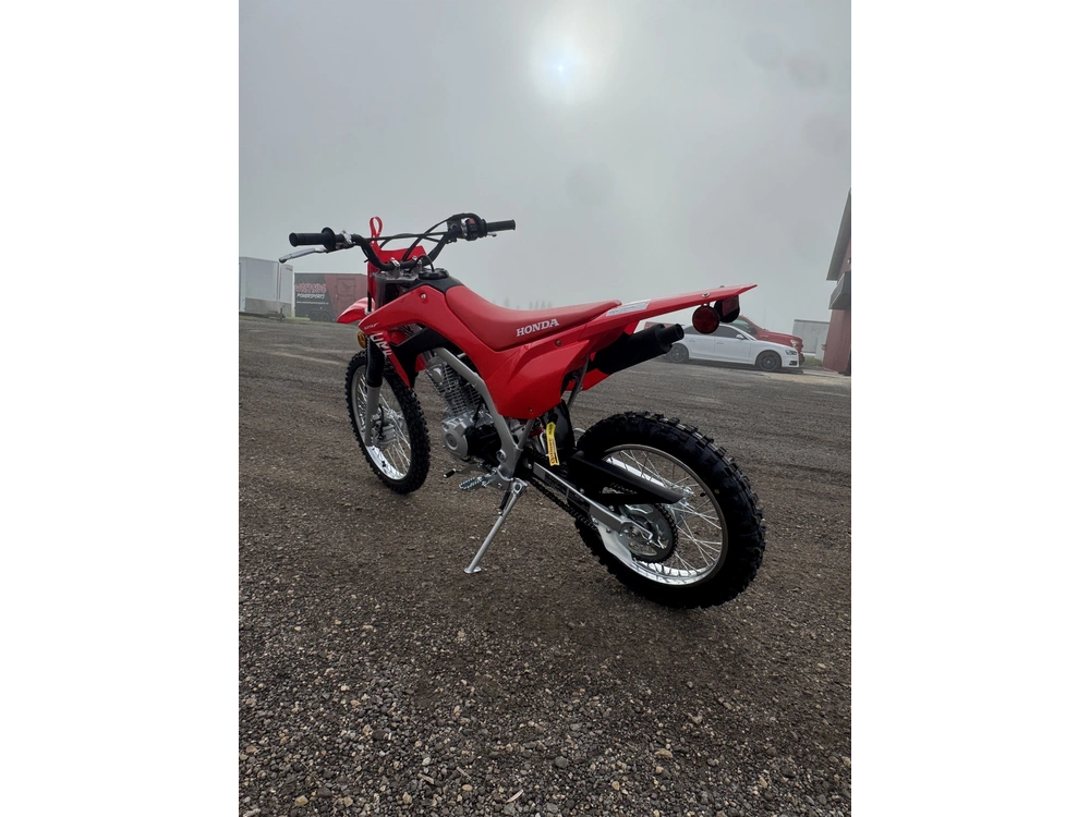 2027 Honda Crf125fbv, Trail alt