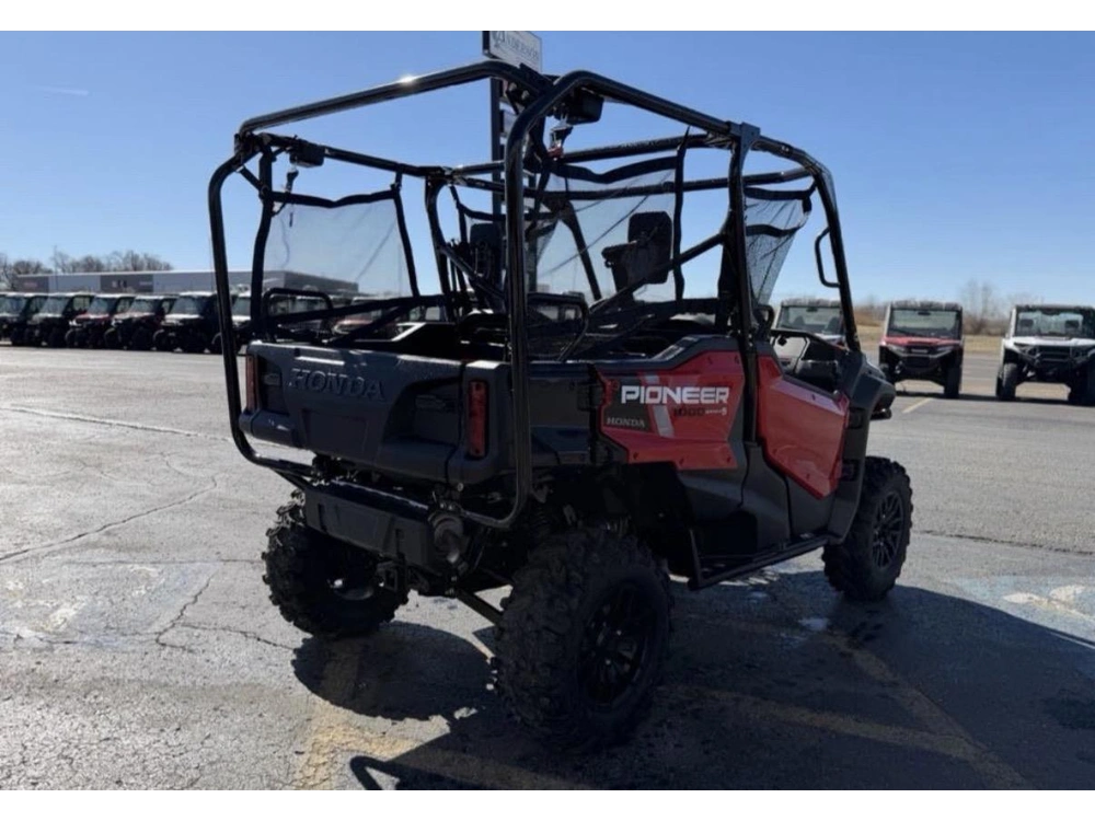2025 Honda Pioneer 1000-5 Deluxe