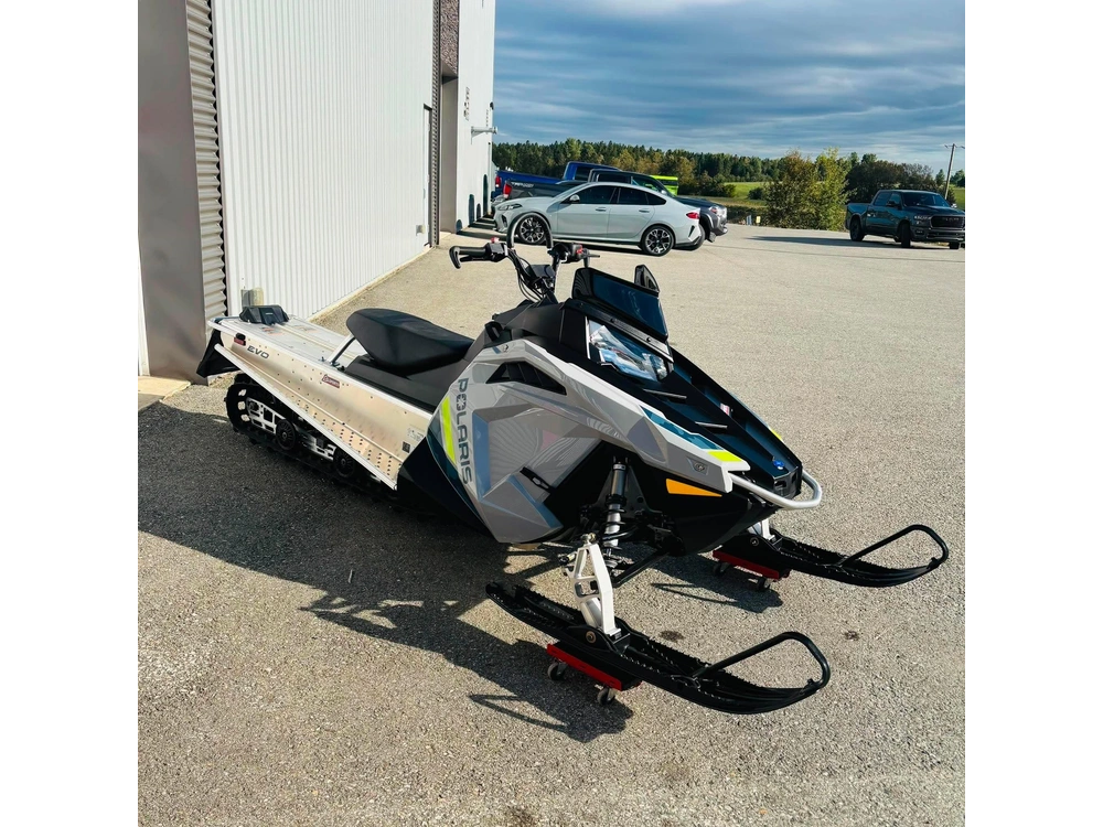 Polaris 550 Rmk Evo 144 Es S26ceu5tsl 2026 alt