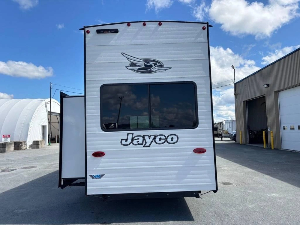 Jayco Jay Flight Bungalow 401loft 2027 alt