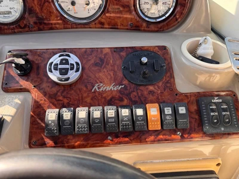 Rinker Boat Co Fiesta Vee 270 2003 alt