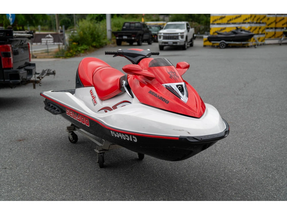 2006 Sea-doo Wake 150 - Red/white alt